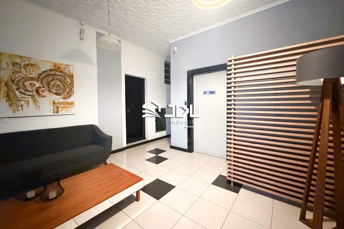 Apartamento à venda no bairro Ponta Aguda: 