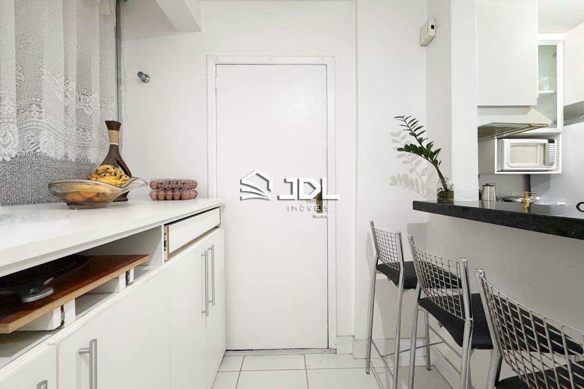 Apartamento à venda no bairro Ponta Aguda: 