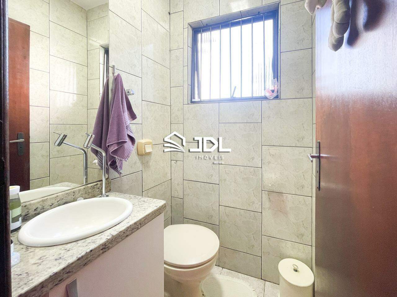 Casa à venda no bairro Vila Nova: 