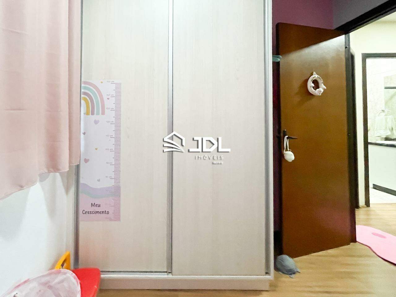 Casa à venda no bairro Vila Nova: 