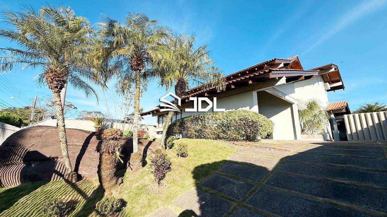 Casa à venda no bairro Ponta Aguda: 