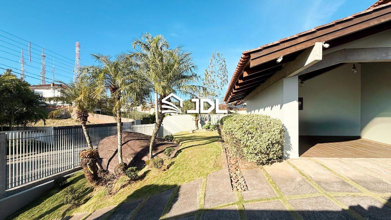 Casa à venda no bairro Ponta Aguda: 