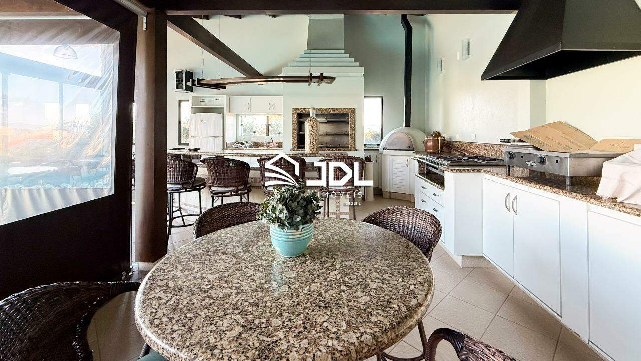 Casa à venda no bairro Ponta Aguda: 