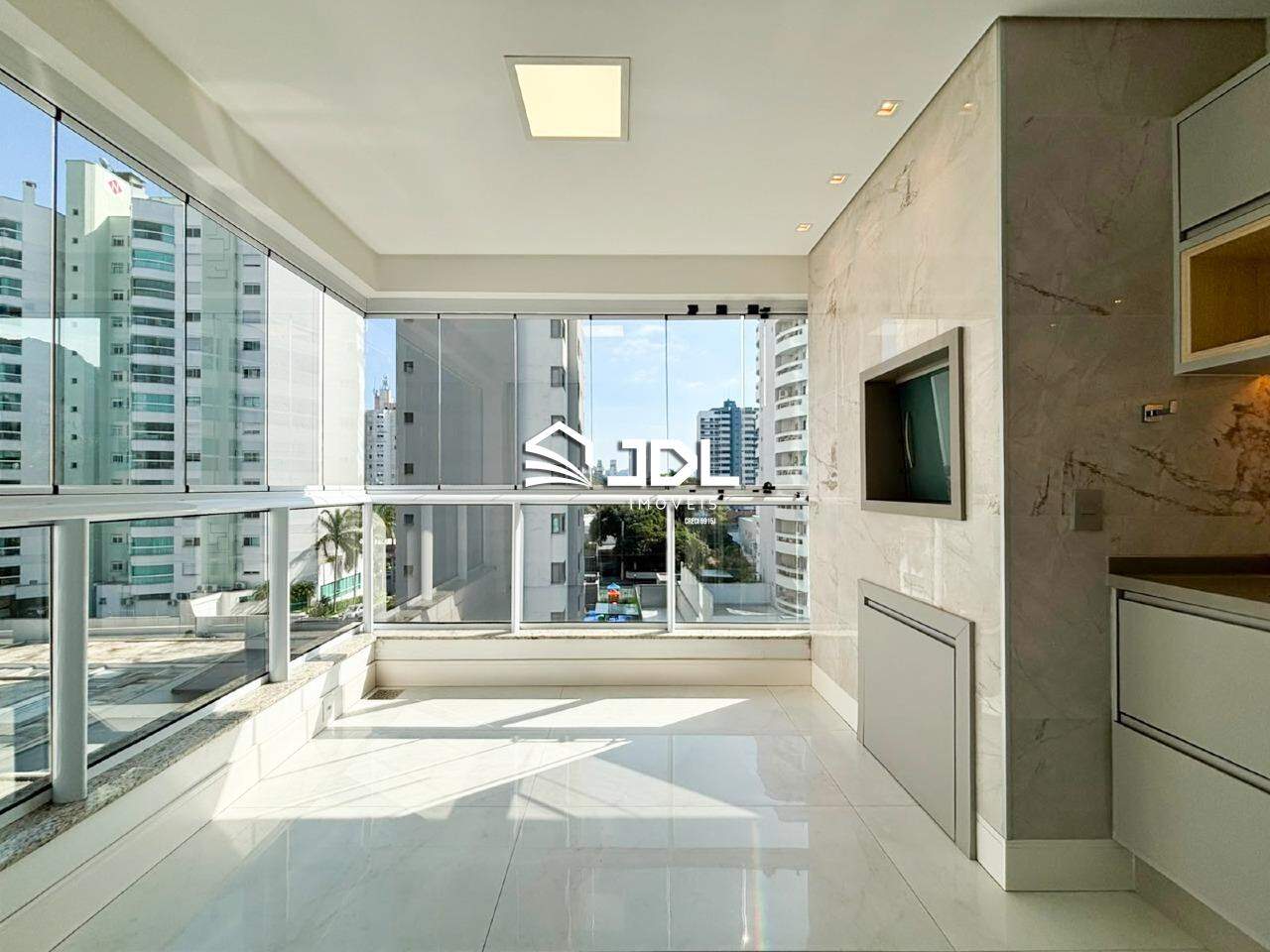 Apartamento à venda no bairro Victor Konder: