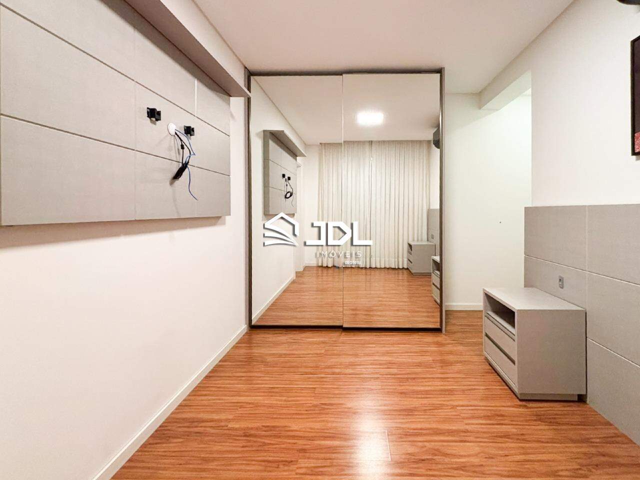Apartamento à venda no bairro Victor Konder: