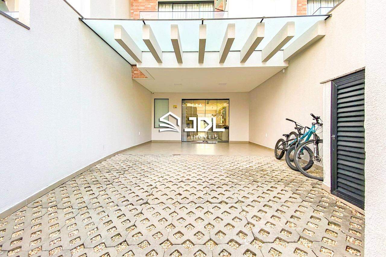 Casa à venda no bairro Vila Nova: 