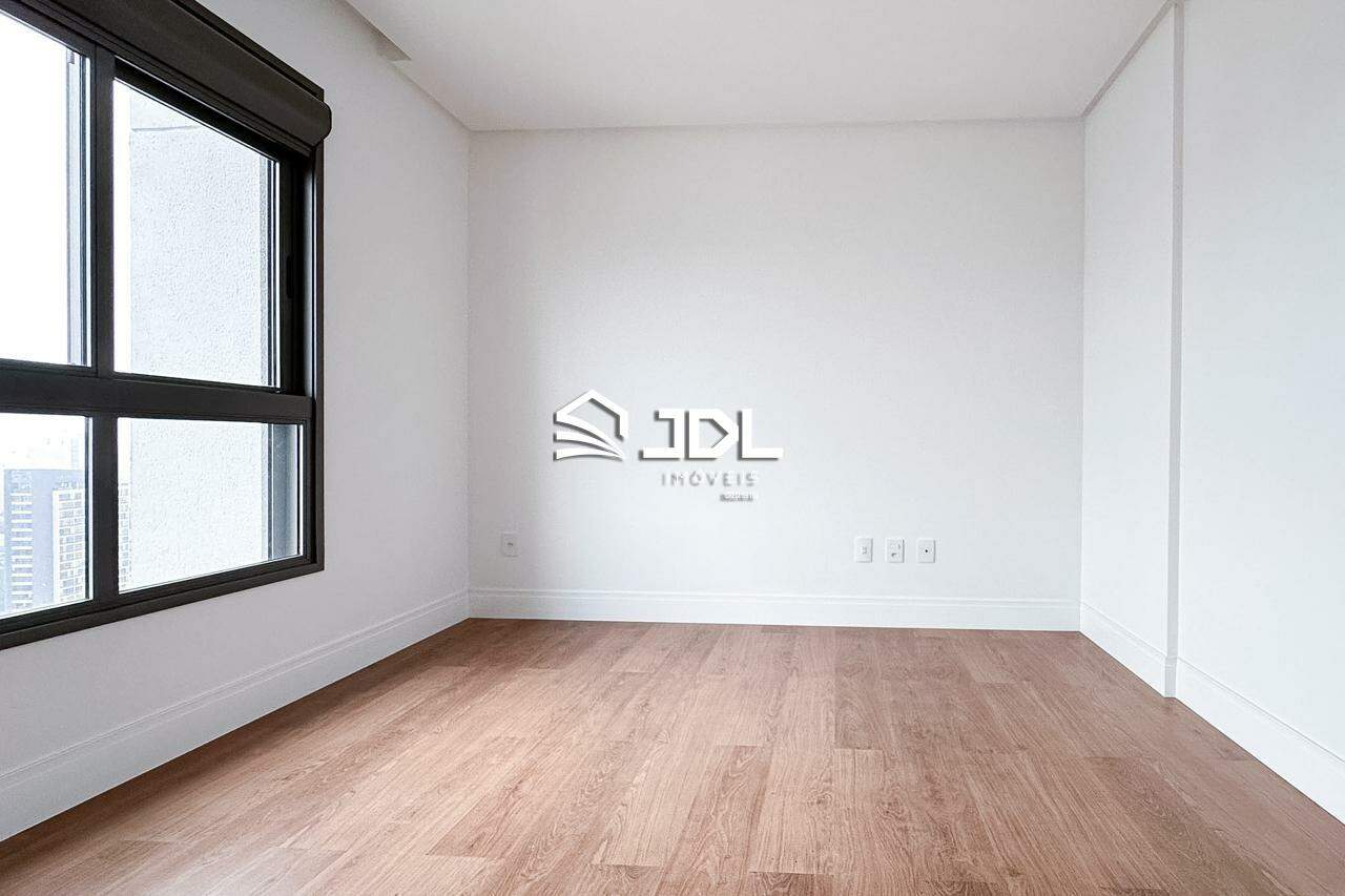 Apartamento à venda no bairro Victor Konder: 