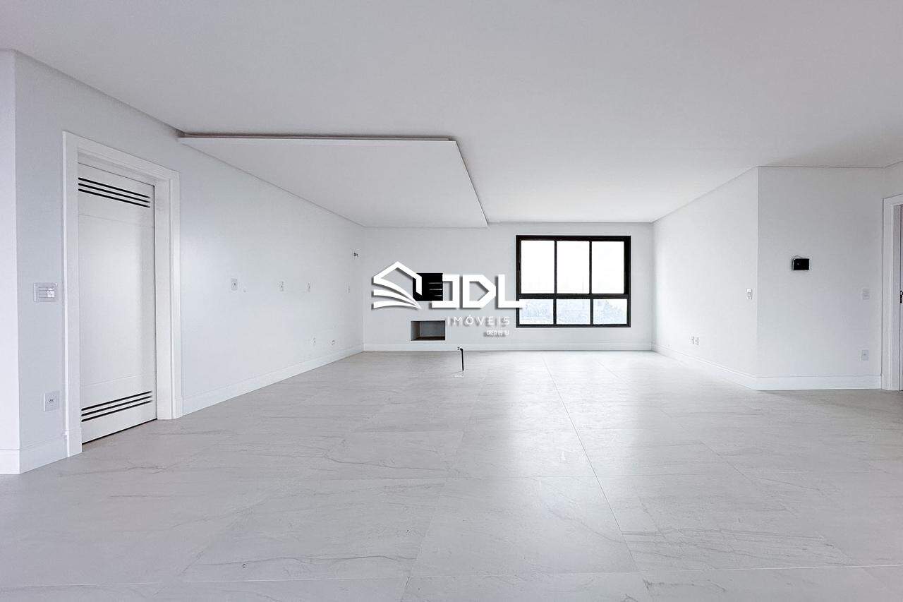 Apartamento à venda no bairro Victor Konder: 