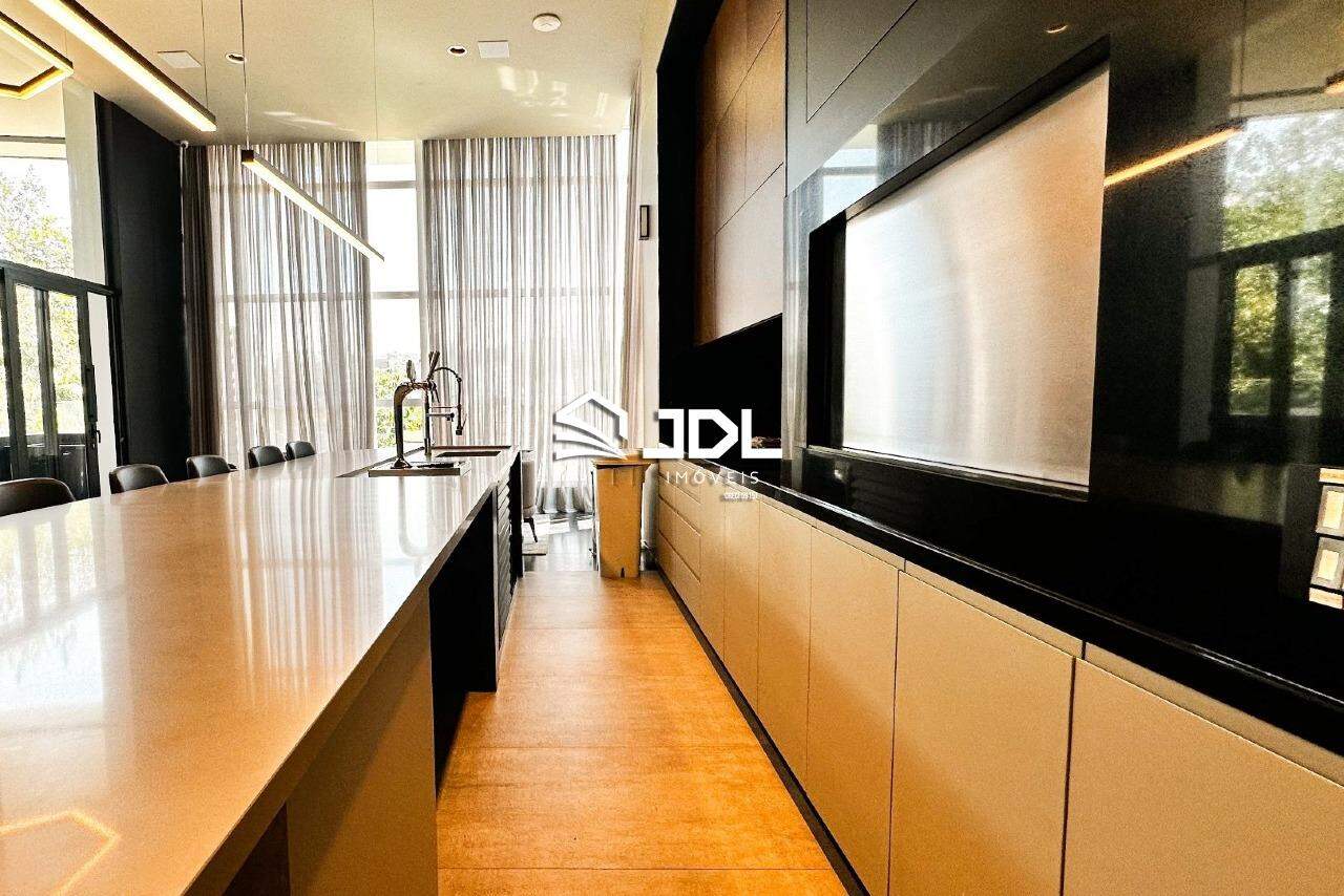 Apartamento à venda no bairro Ponta Aguda: 