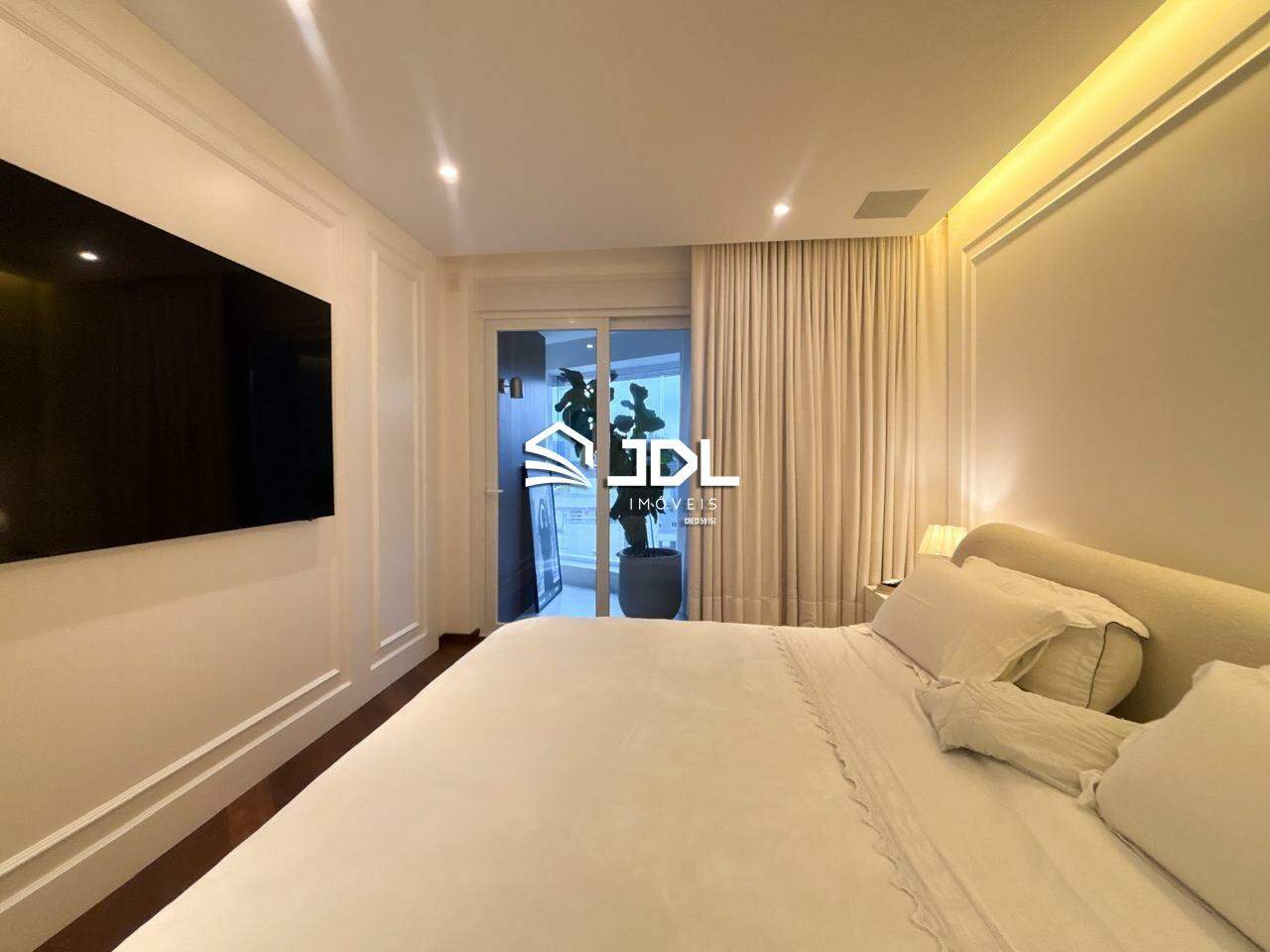 Apartamento à venda no bairro Ponta Aguda: 