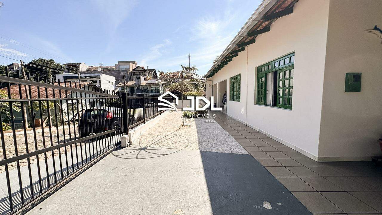 Casa à venda no bairro Itoupava Norte: 