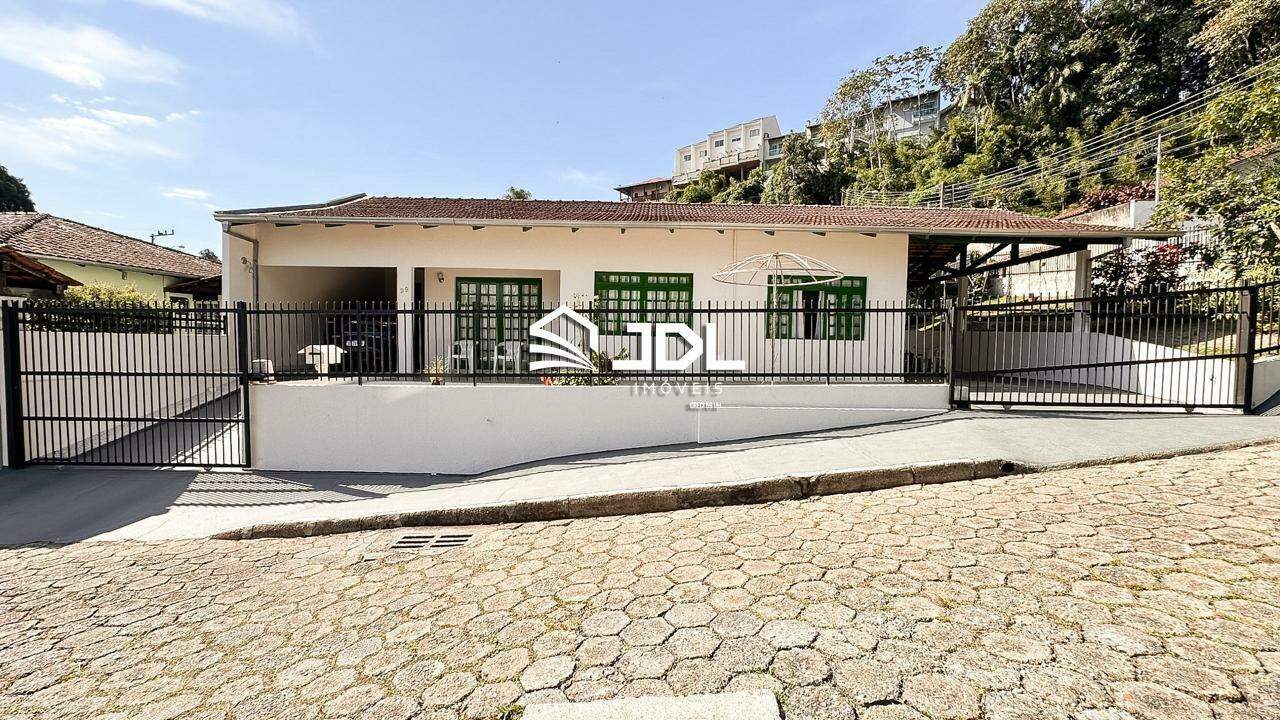 Casa à venda no bairro Itoupava Norte: 