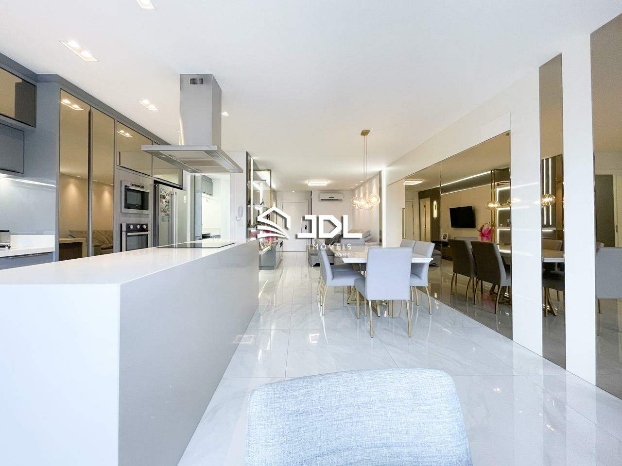 Apartamento à venda no bairro Itoupava Seca: 