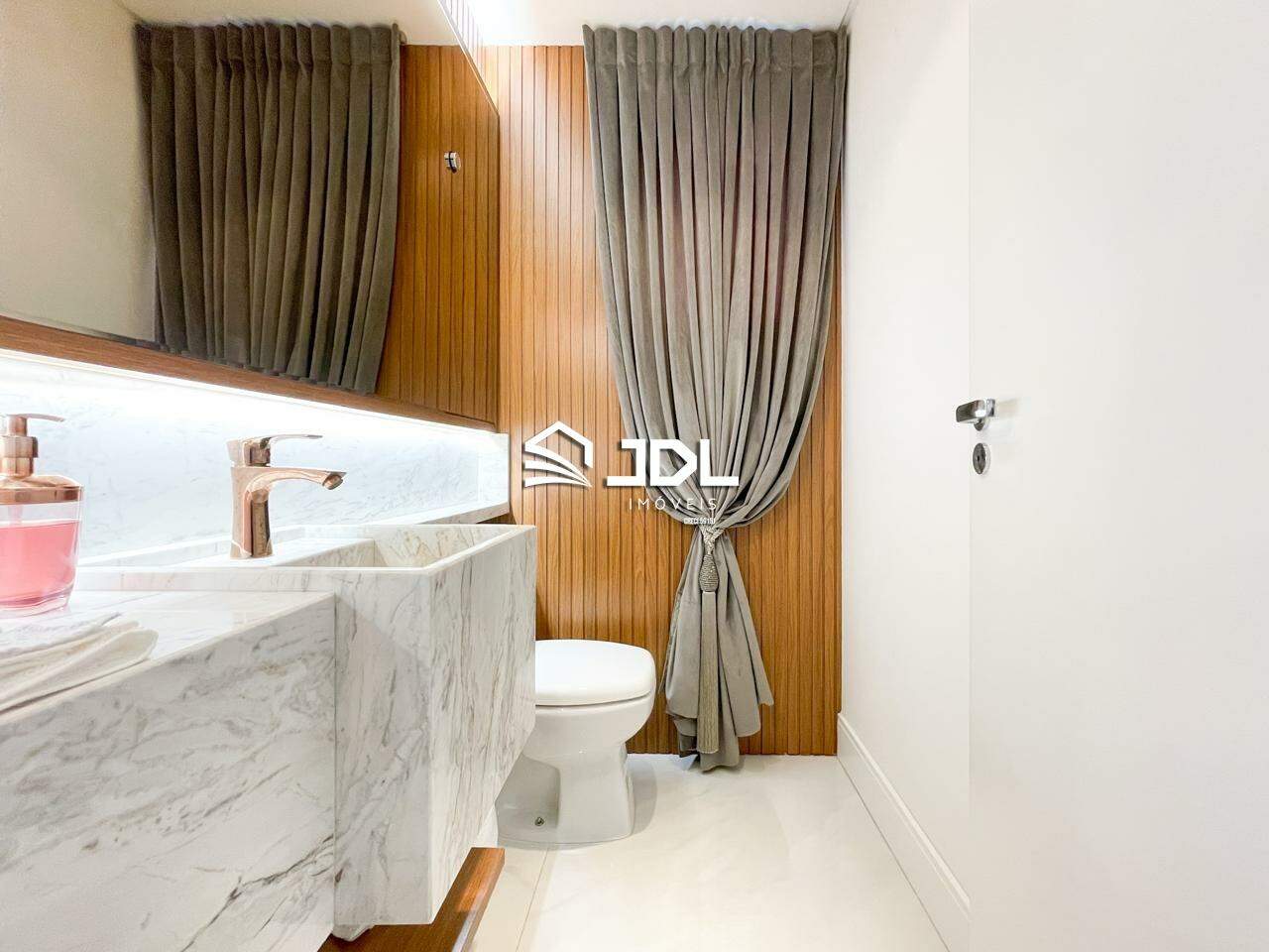 Apartamento à venda no bairro Itoupava Seca: 