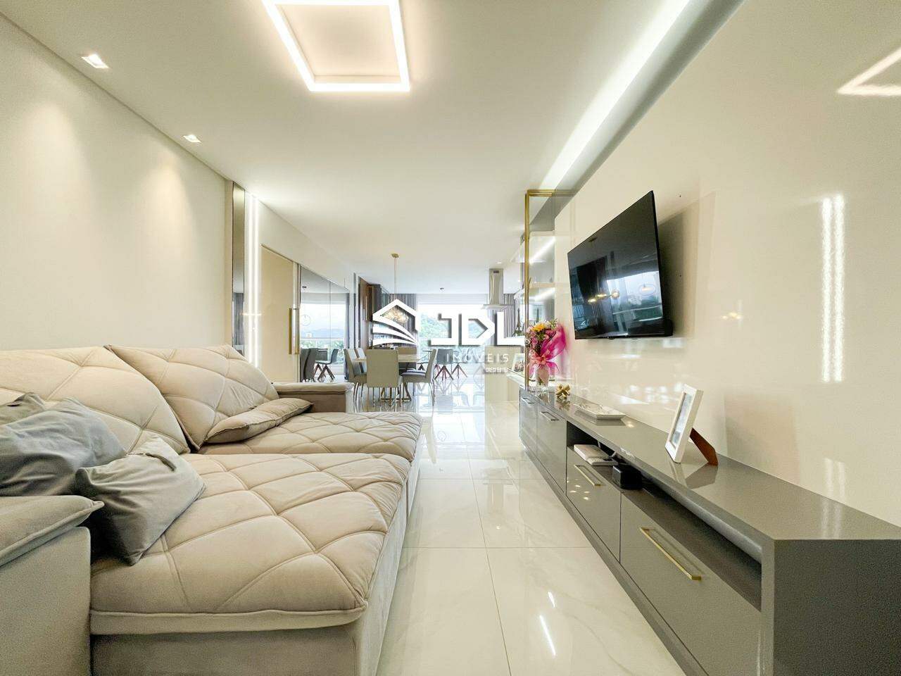 Apartamento à venda no bairro Itoupava Seca: 