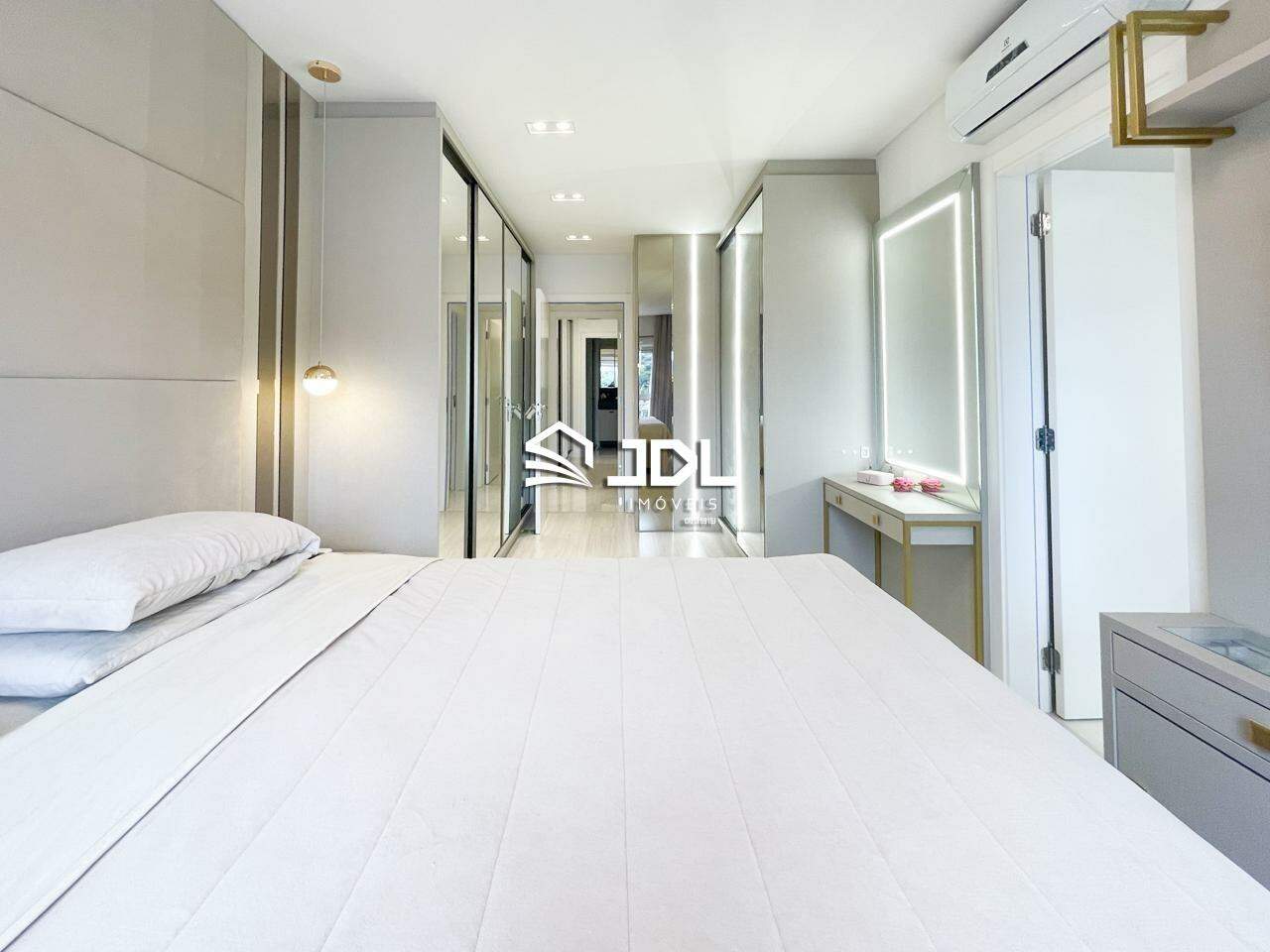 Apartamento à venda no bairro Itoupava Seca: 