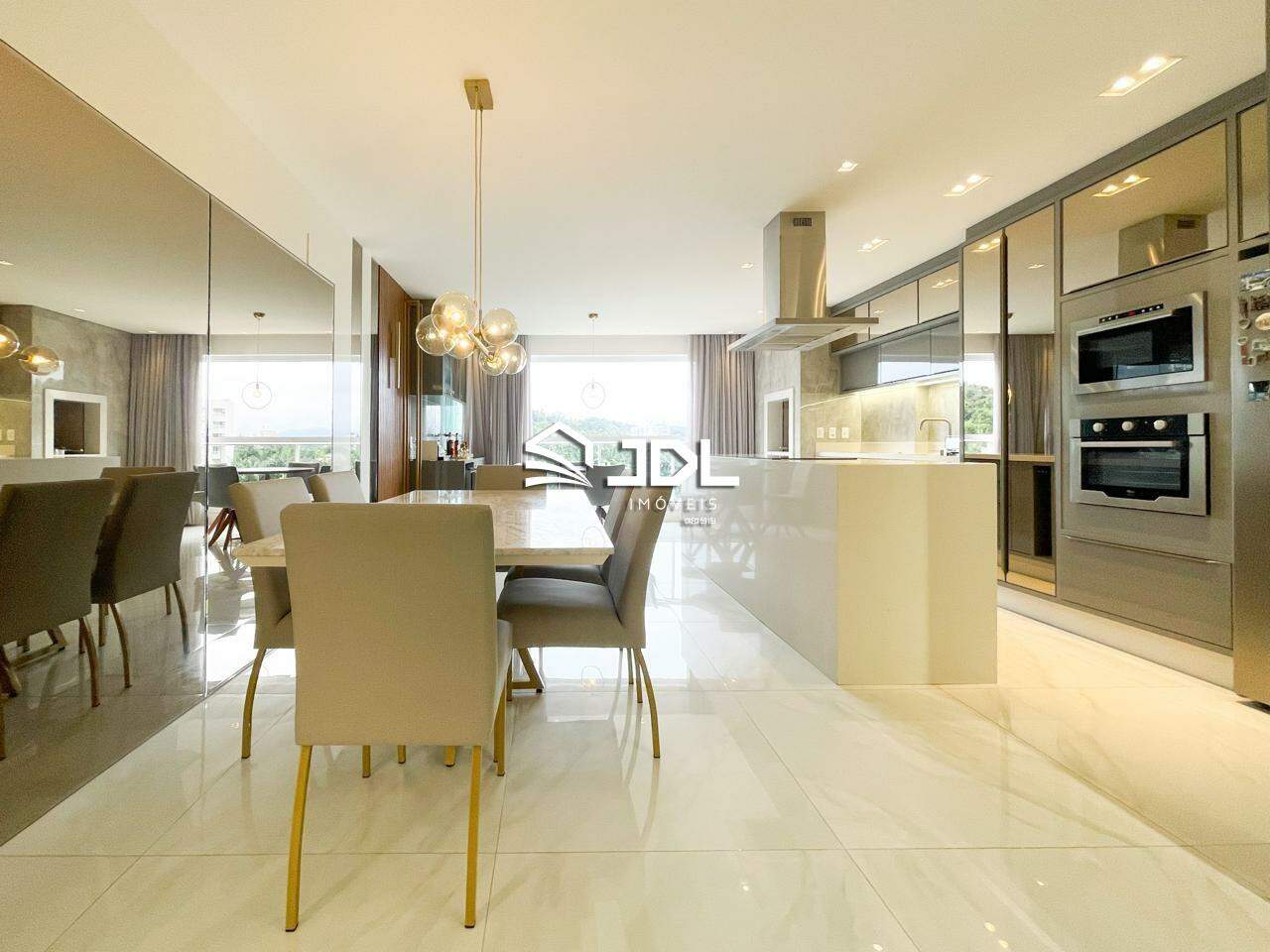 Apartamento à venda no bairro Itoupava Seca: 
