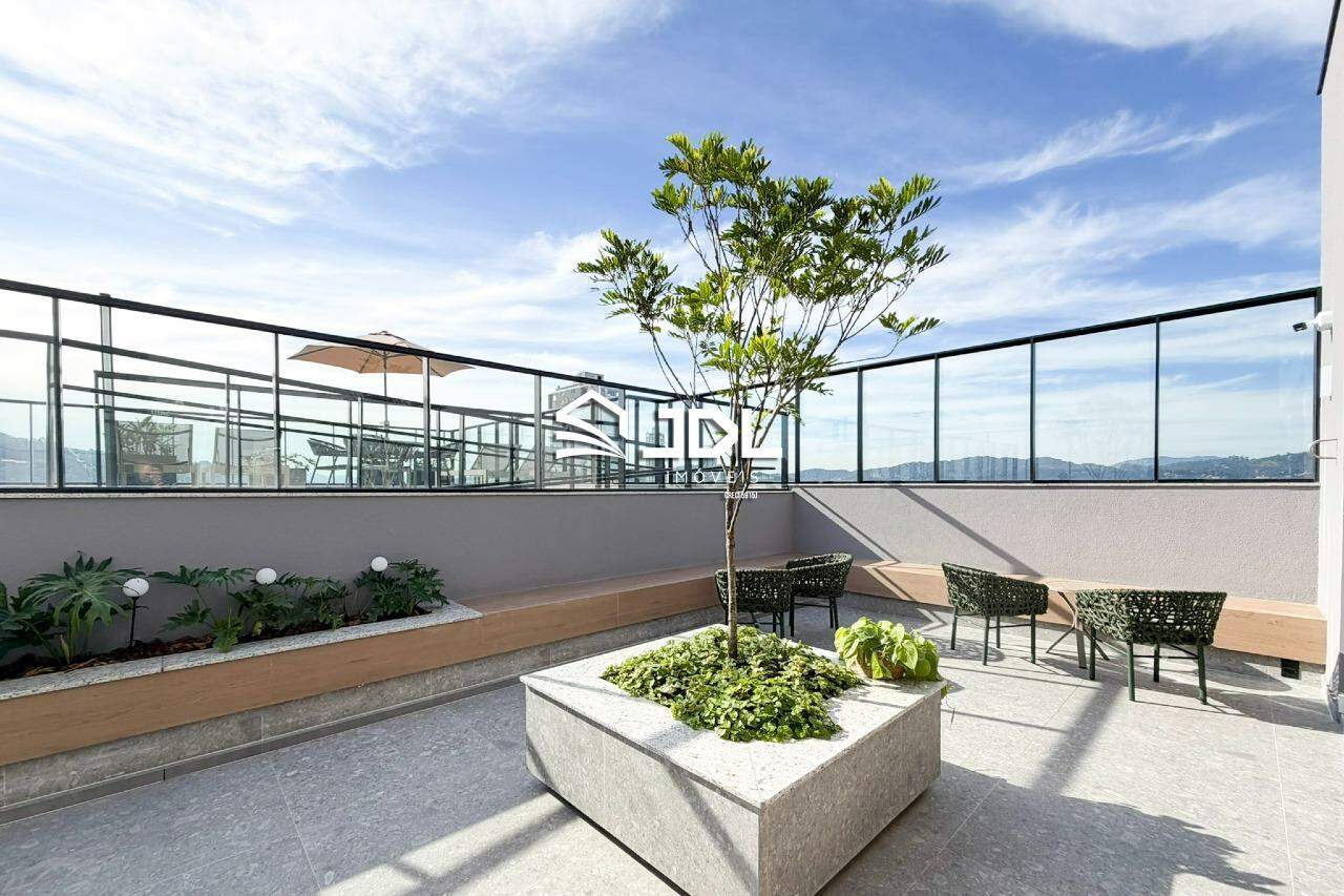 Apartamento à venda no bairro Centro: 