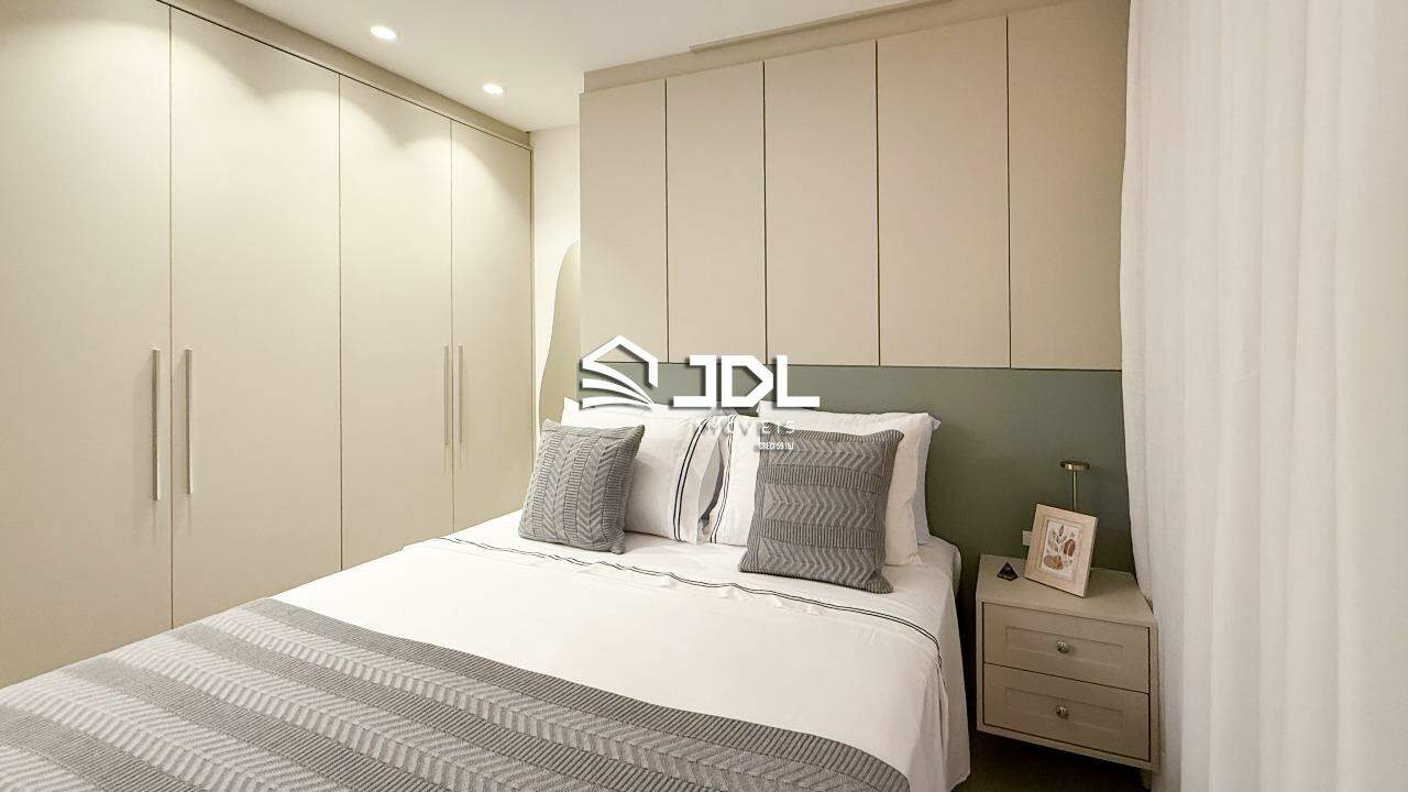 Apartamento à venda no bairro Centro: 