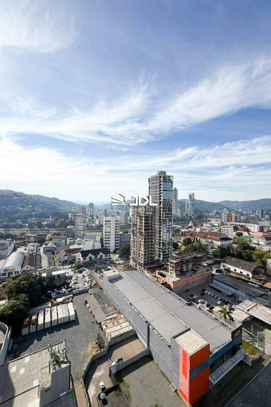 Apartamento à venda no bairro Centro: 