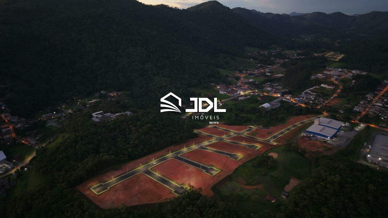 Terreno à venda no bairro Itoupava Central: 
