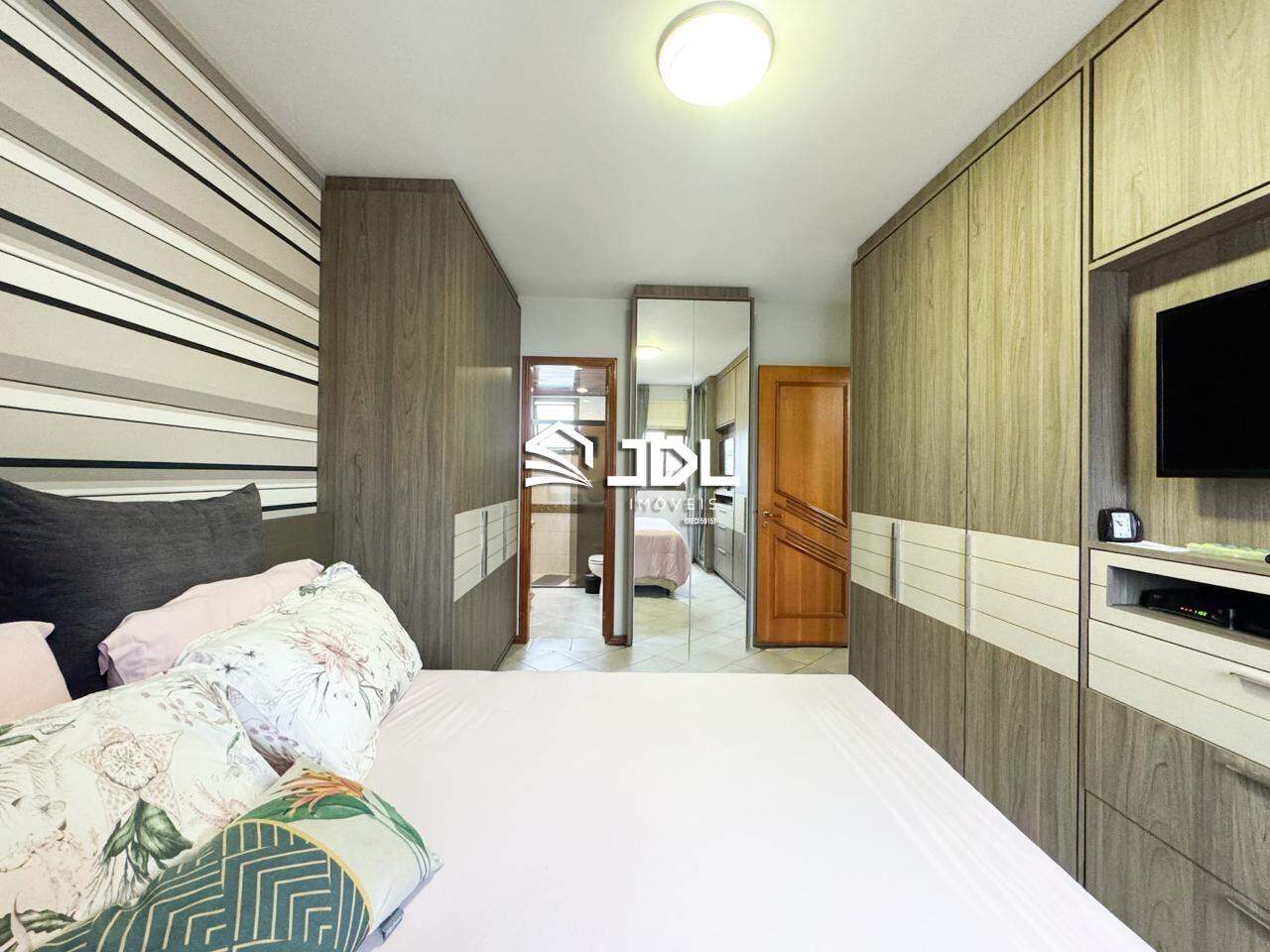Apartamento à venda no bairro Victor Konder: 