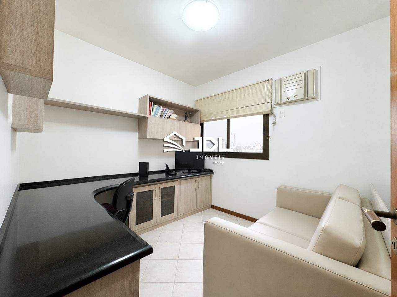 Apartamento à venda no bairro Victor Konder: 