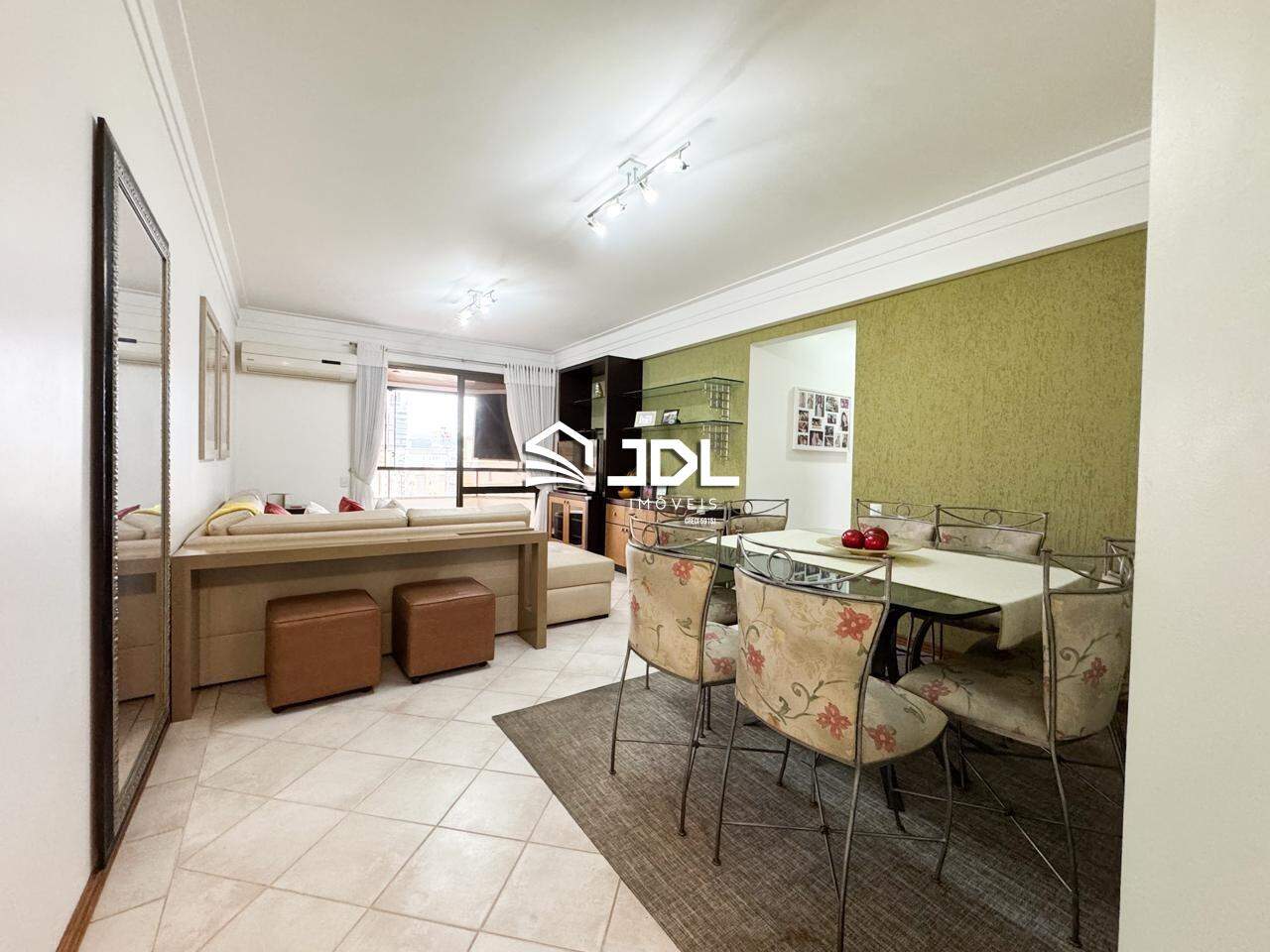 Apartamento à venda no bairro Victor Konder: 