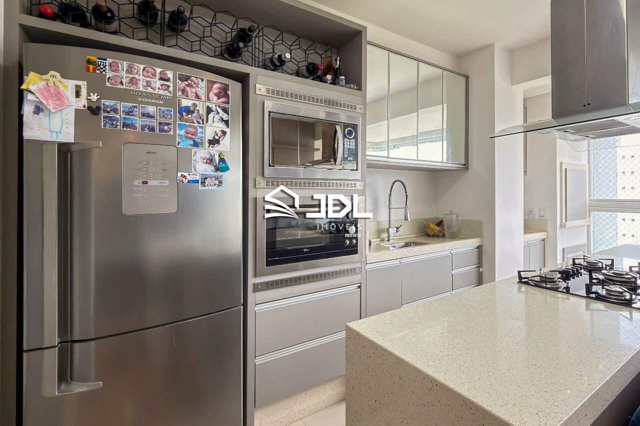Apartamento à venda no bairro Velha: 