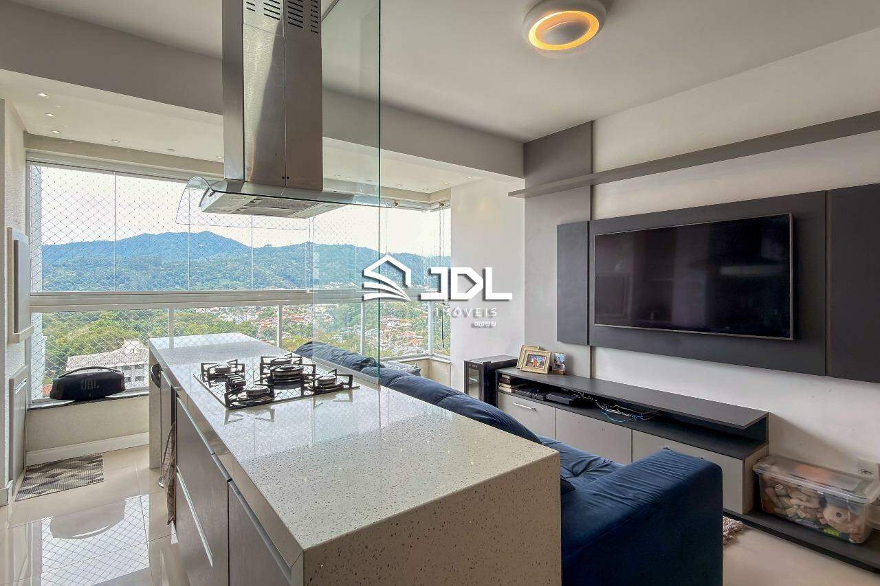 Apartamento à venda no bairro Velha: 