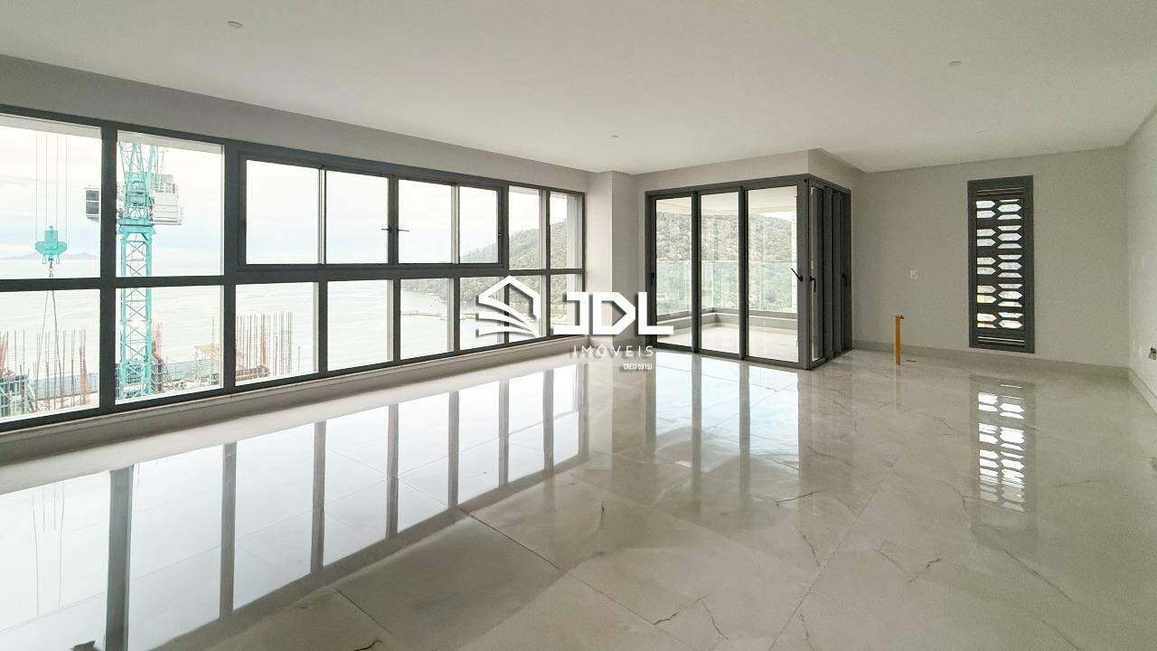 Apartamento à venda no bairro Centro: 