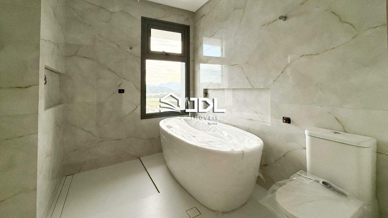 Apartamento à venda no bairro Centro: 