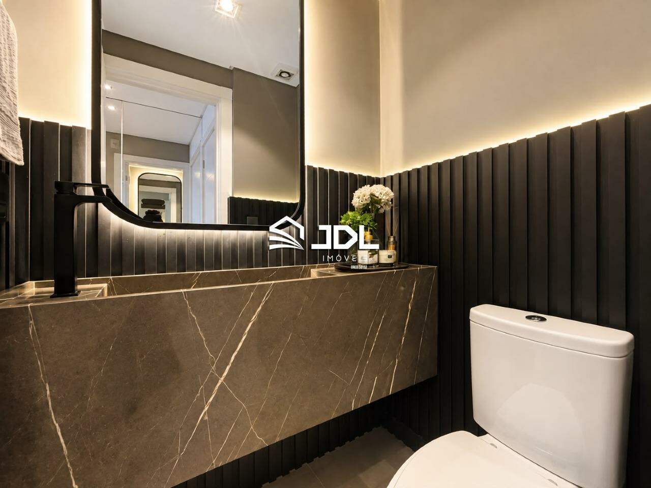 Apartamento à venda no bairro Centro: 