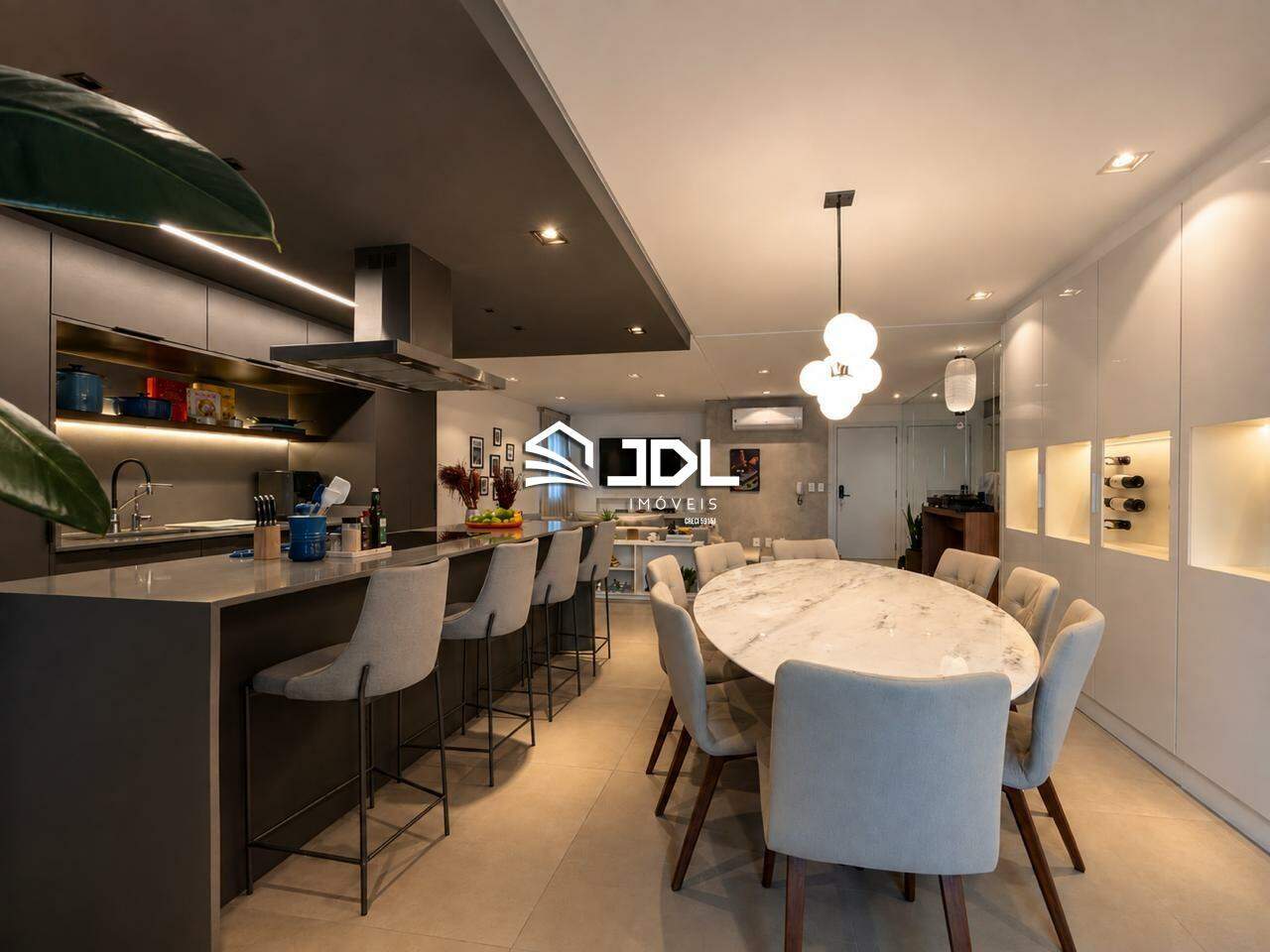 Apartamento à venda no bairro Centro: 