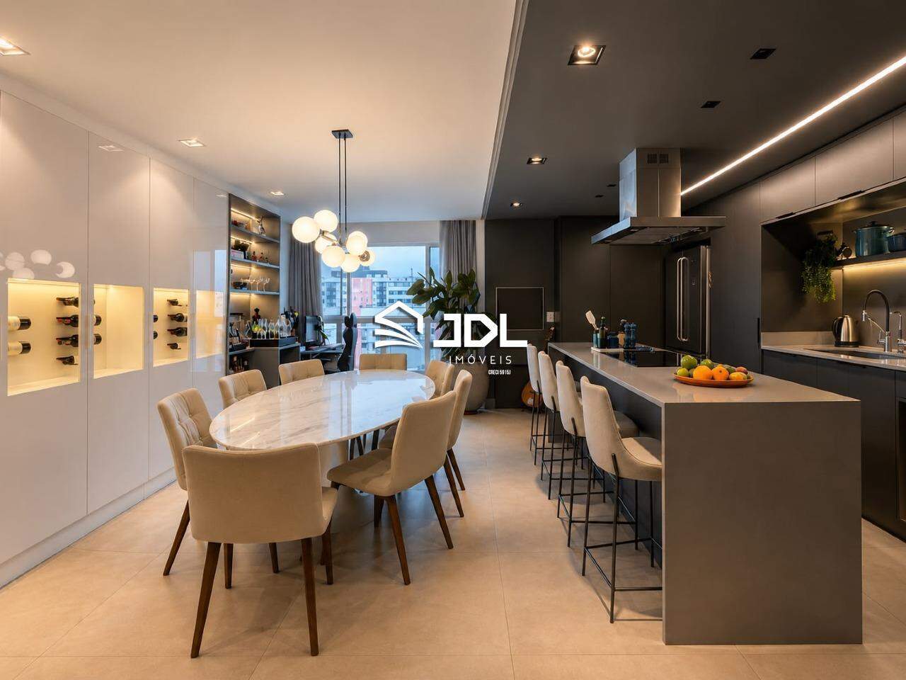 Apartamento à venda no bairro Centro: 