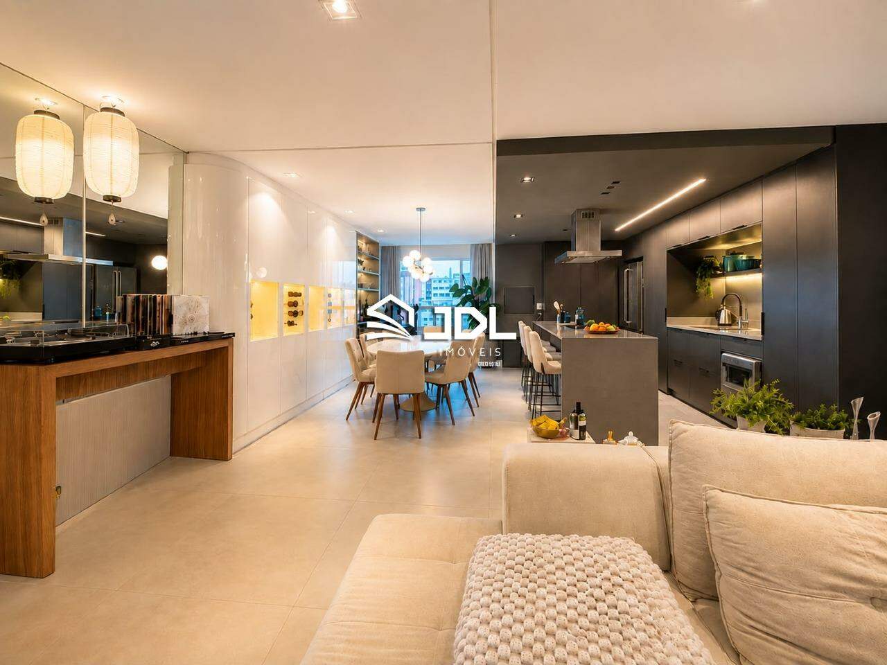 Apartamento à venda no bairro Centro: 