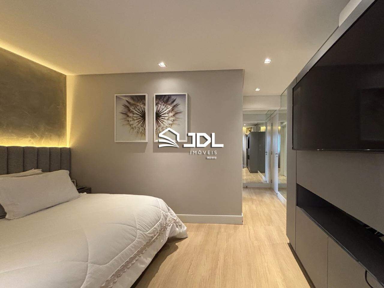 Apartamento à venda no bairro Centro: 
