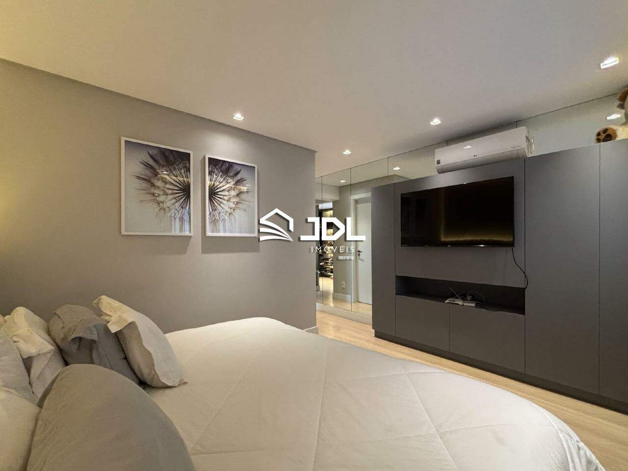 Apartamento à venda no bairro Centro: 