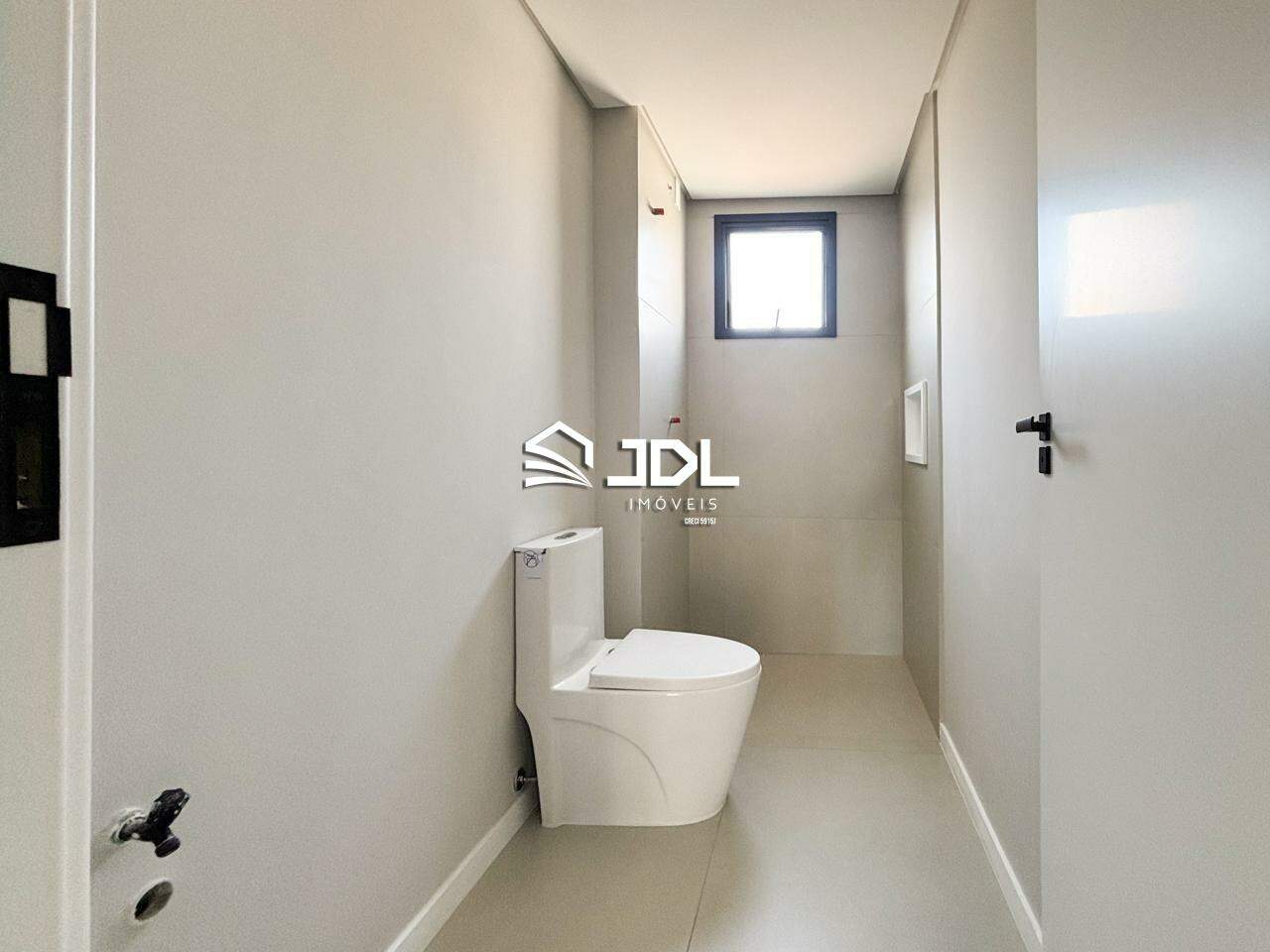 Apartamento à venda no bairro Velha: 