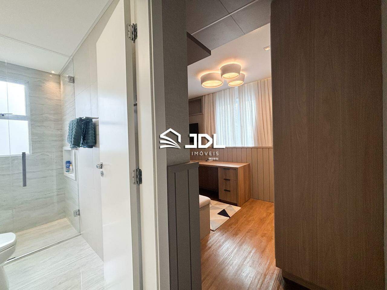 Apartamento à venda no bairro Velha: 