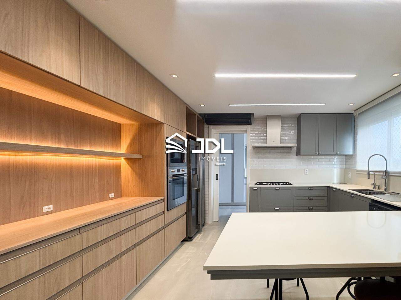 Apartamento à venda no bairro Velha: 