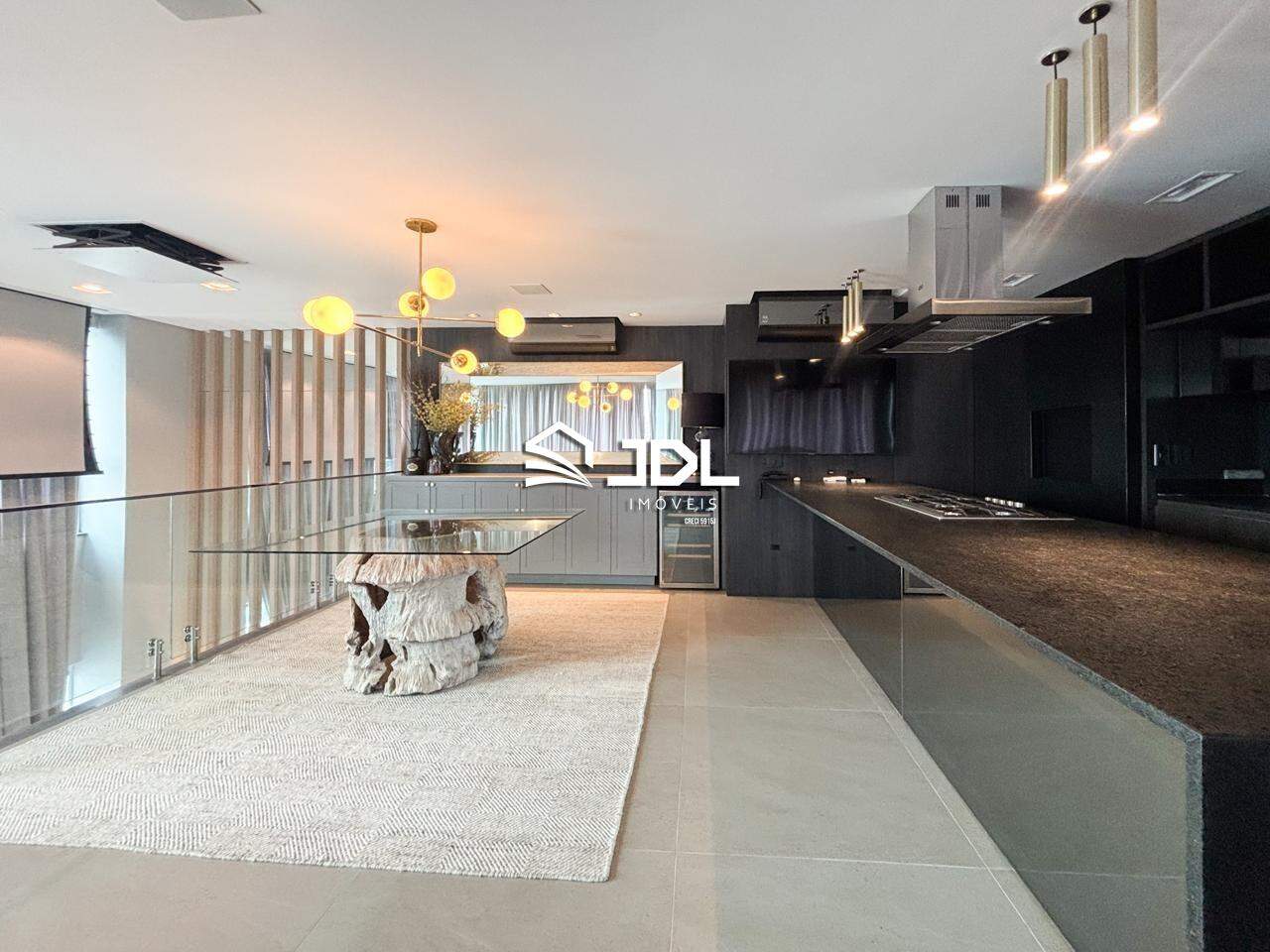 Apartamento à venda no bairro Velha: 