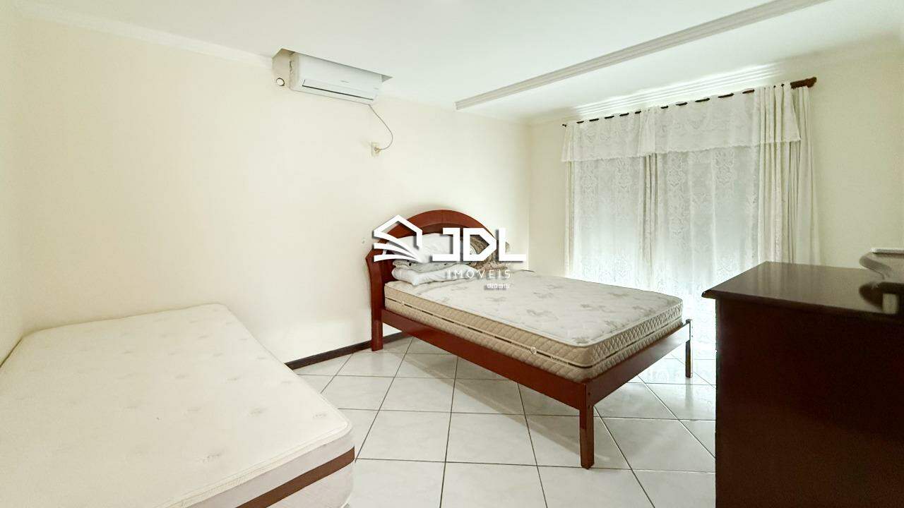 Casa à venda no bairro Itajuba II: 