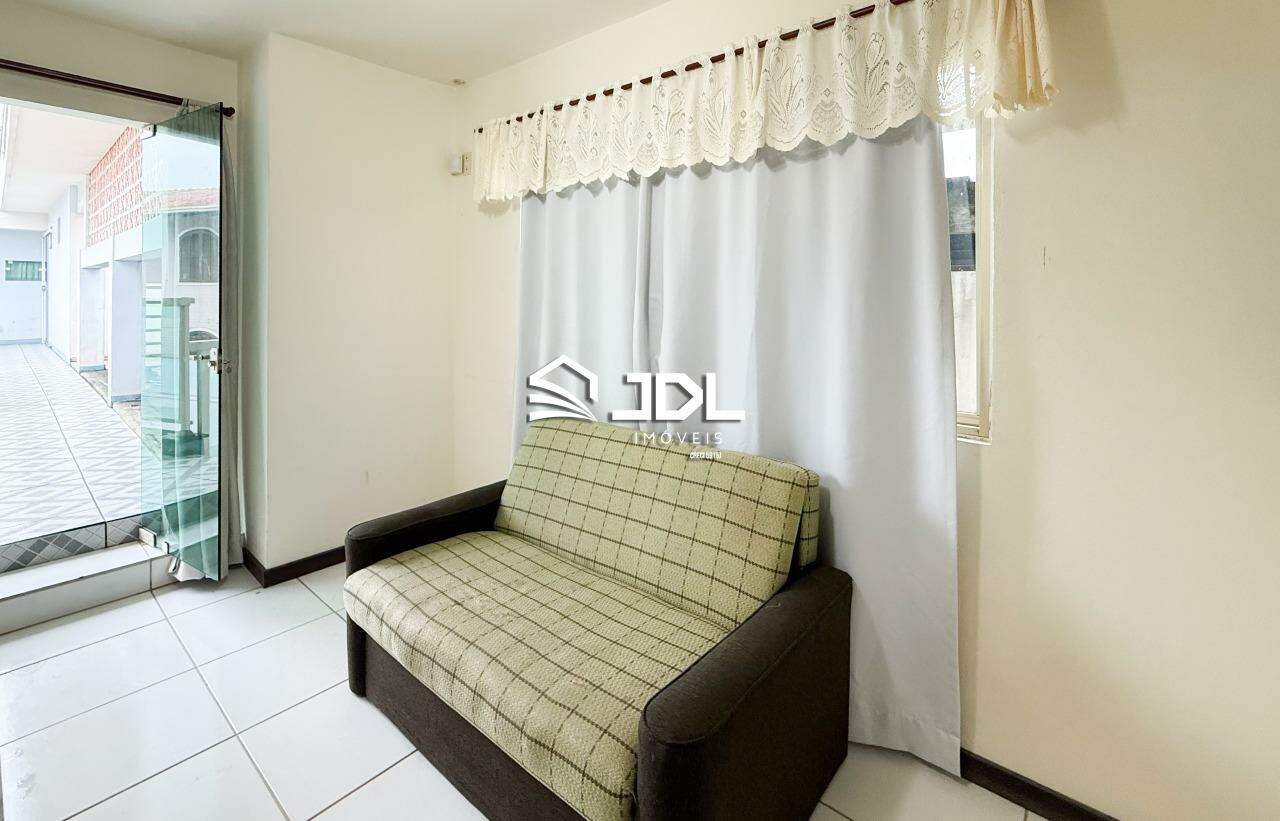 Casa à venda no bairro Itajuba II: 