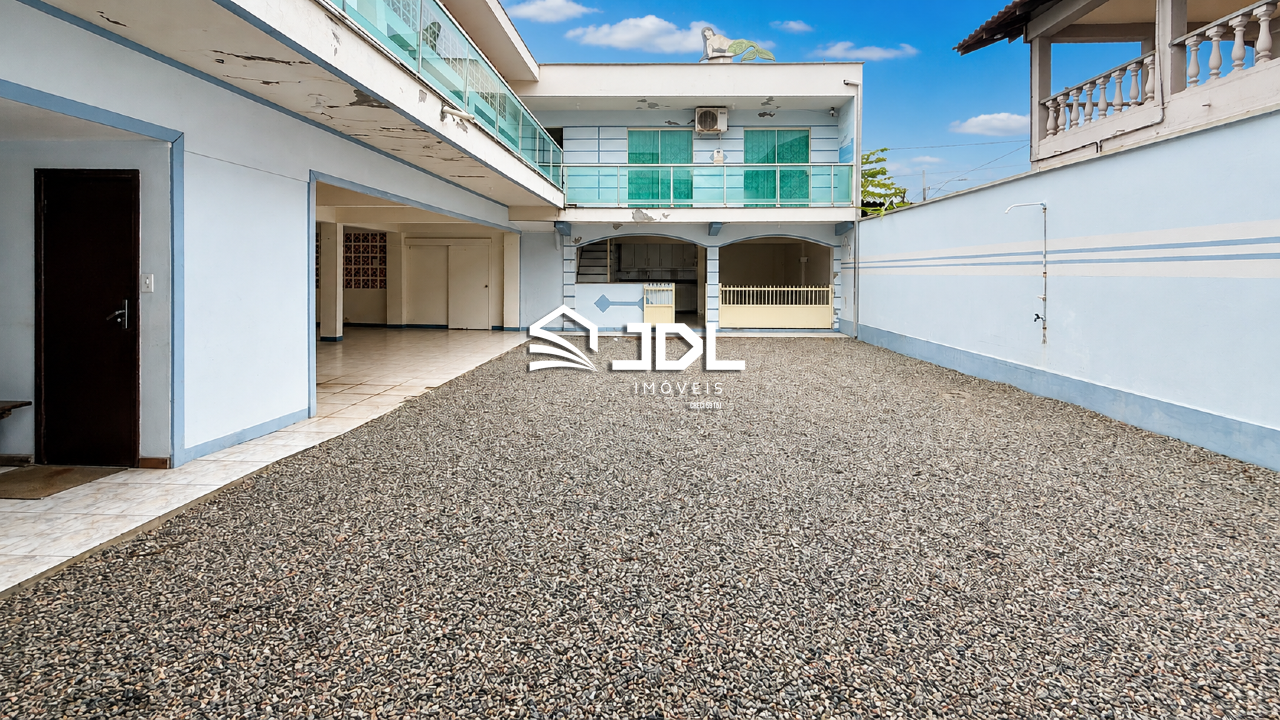 Casa à venda no bairro Itajuba II: 