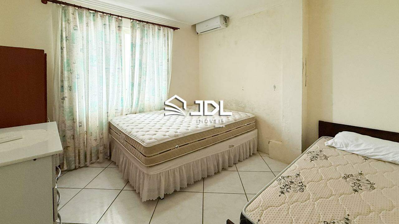 Casa à venda no bairro Itajuba II: 