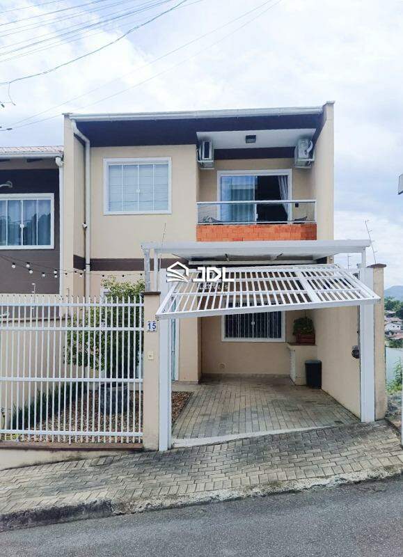 Casa à venda no bairro Fortaleza: 