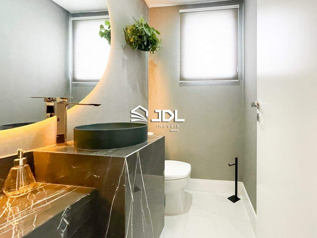 Apartamento à venda no bairro Itoupava Seca: 