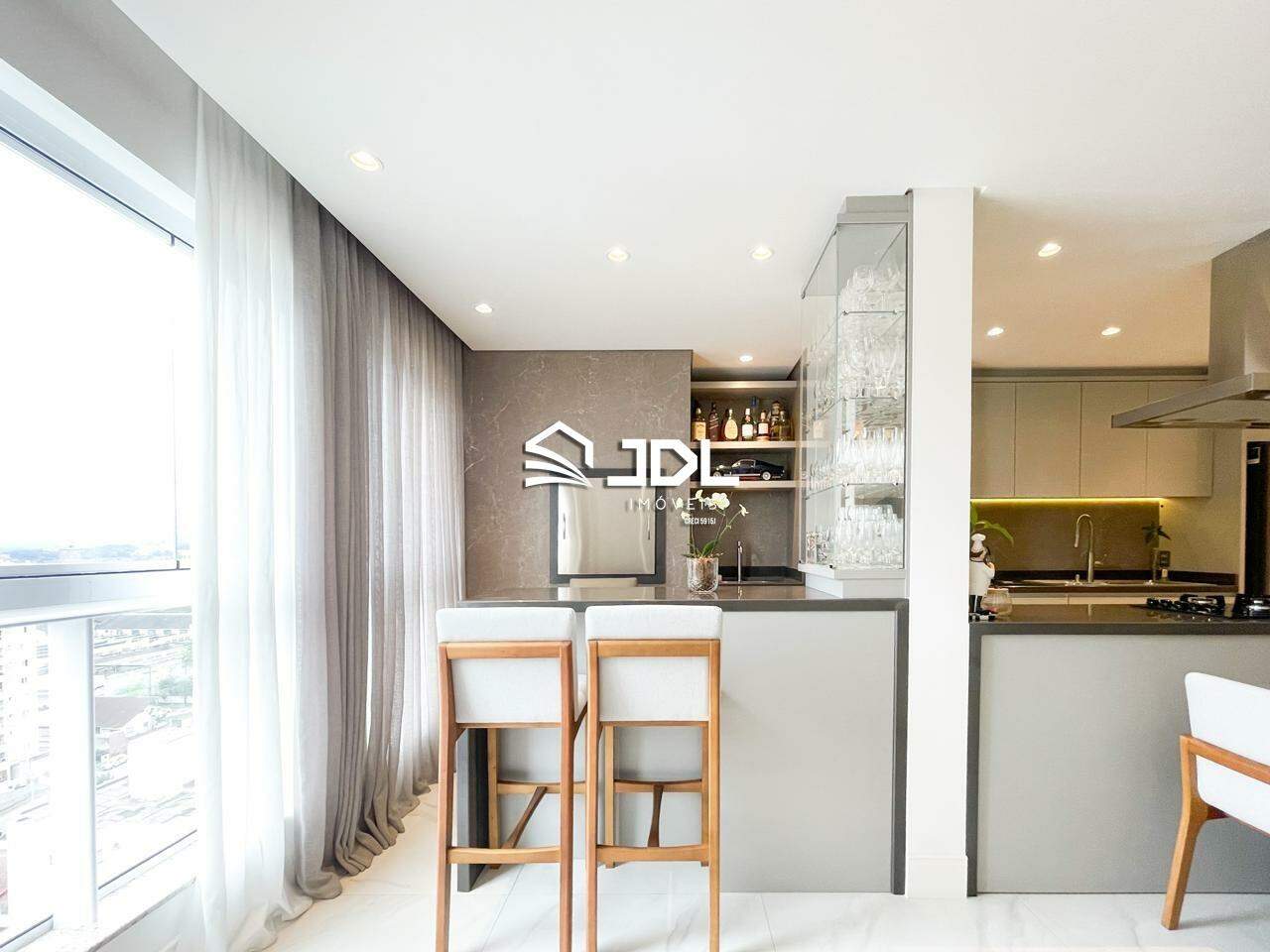 Apartamento à venda no bairro Itoupava Seca: 