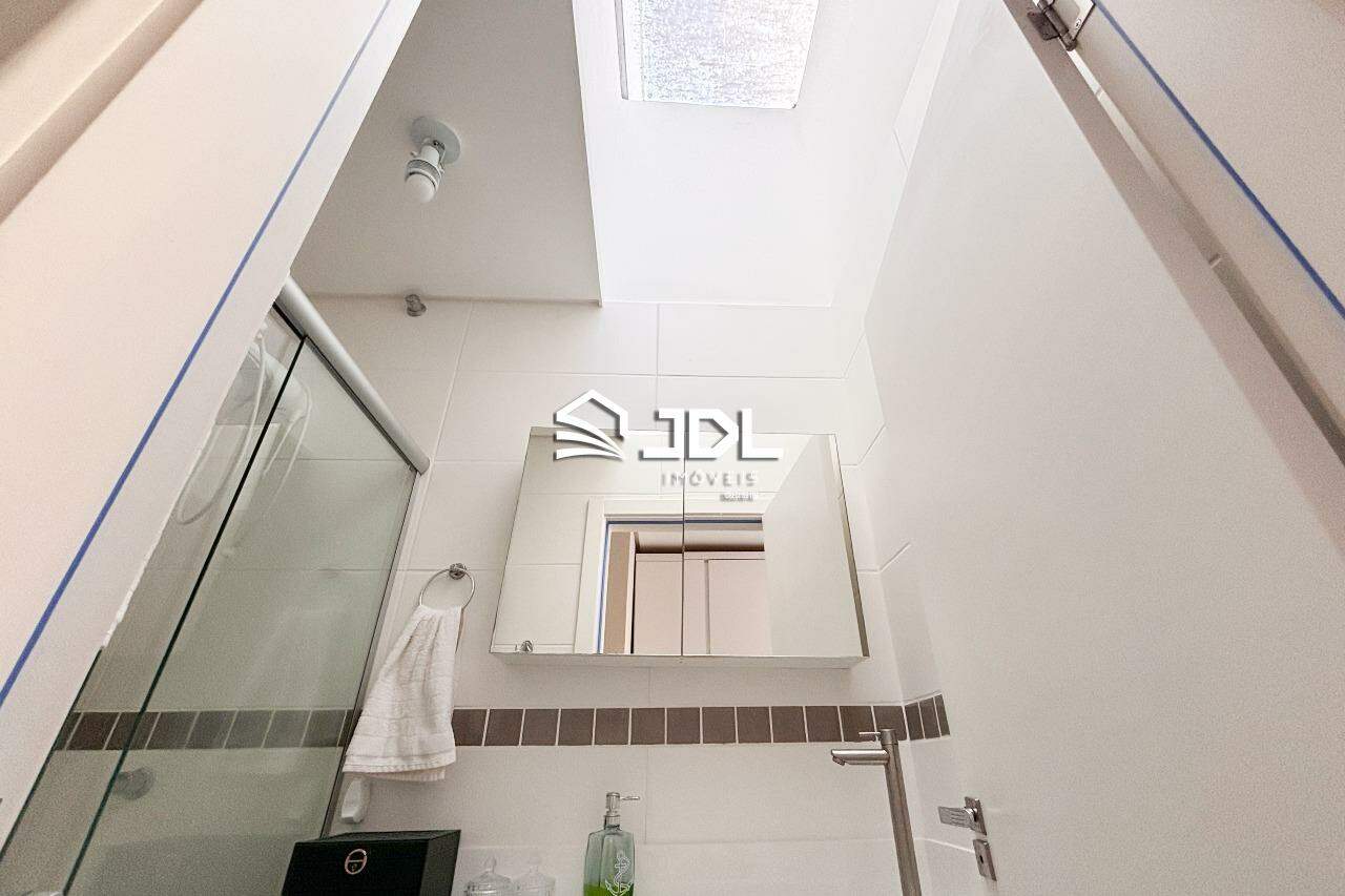 Casa à venda no bairro Velha: